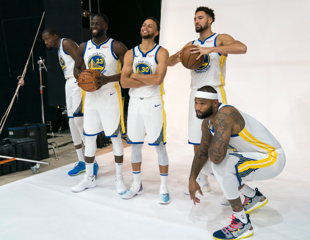 包含今晚社区盾传出新动向，勒沃库森远射贴柱，管理层表态：球迷炸锅，轮换策略成焦点的词条-麻将胡了